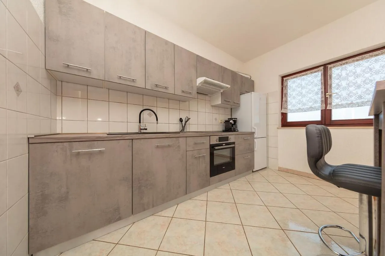 Villa Lili Pula Appartement