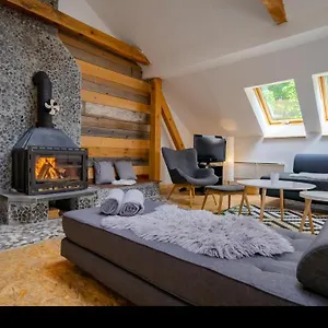 https://apartment-ernestova-hisa.primorje-gorskikotar.com