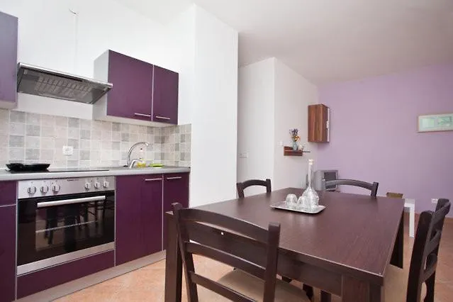 Apartment Villa Lili Pula