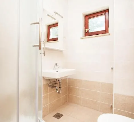Villa Lili Pula Apartment