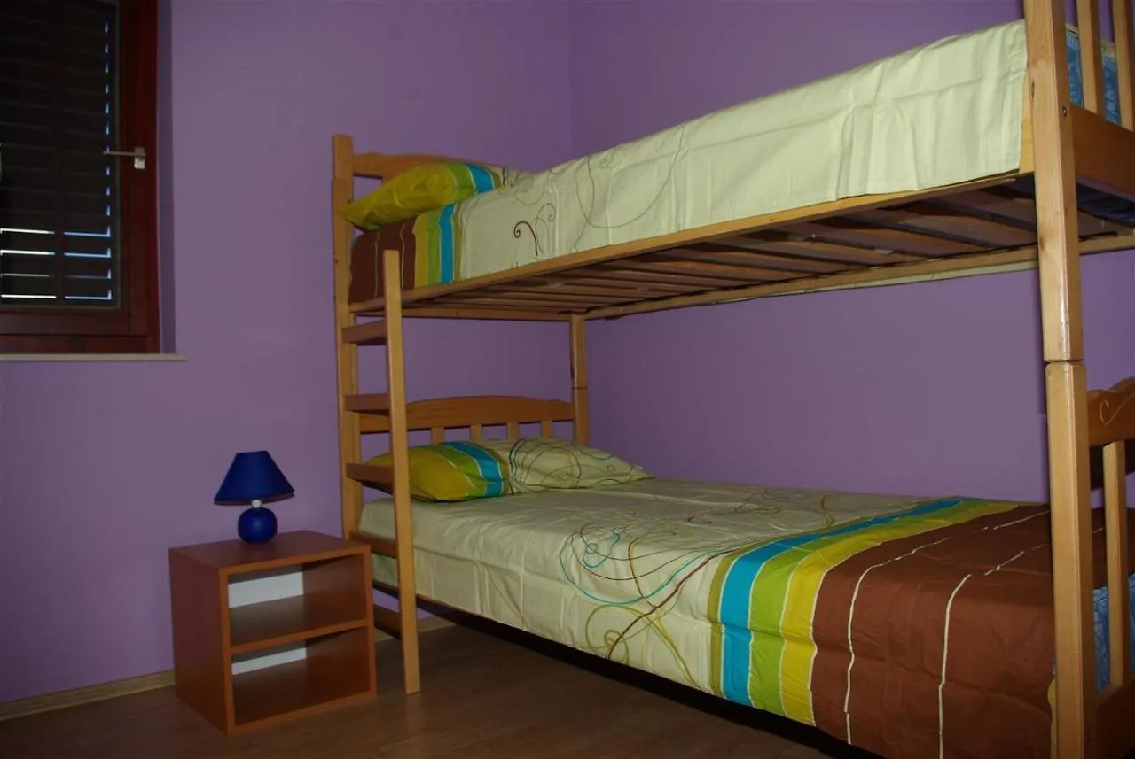 Apartment Villa Lili Pula