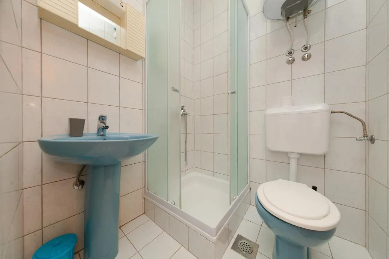 Villa Lili Pula Apartment