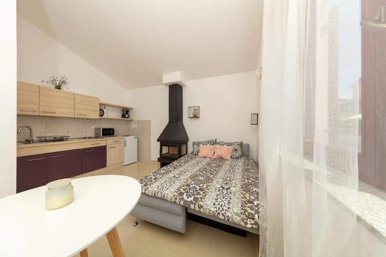 Apartment Villa Lili Pula